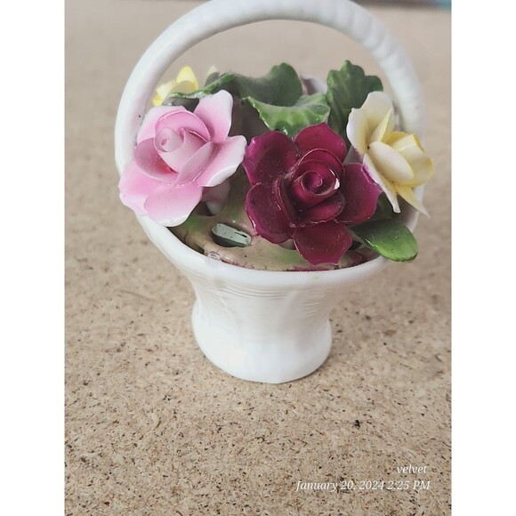 AYNSLEY England Fine Bone China Porcelain Flower Basket Bouquet‎ 3in - Picture 5 of 7